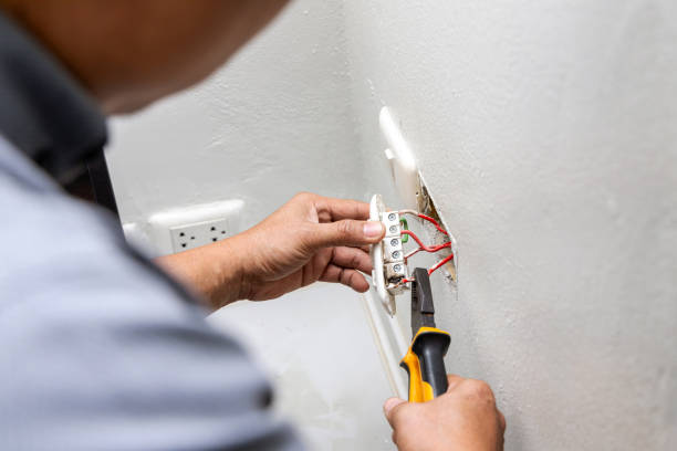 Best Residential Electrician Services  in Hondo, TX
